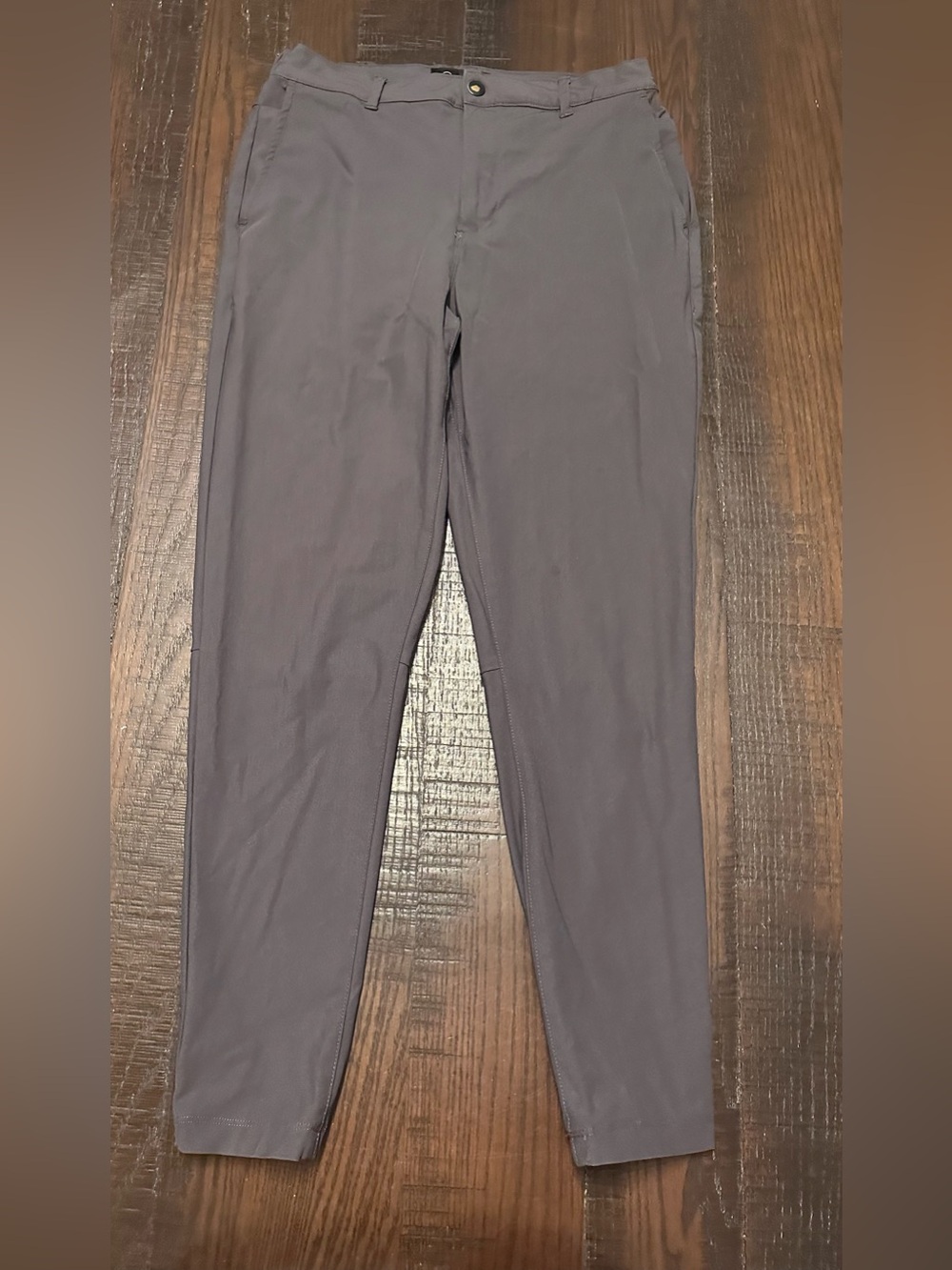 Cuts Men’s Tapered Technical Jogger Chino Performance Pants Grey Size Medium